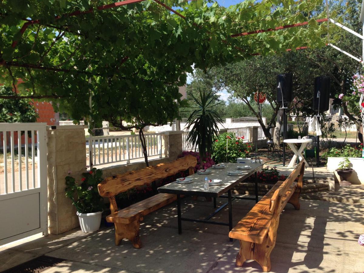 Apartmani Slavica Weißenburg Exterior foto