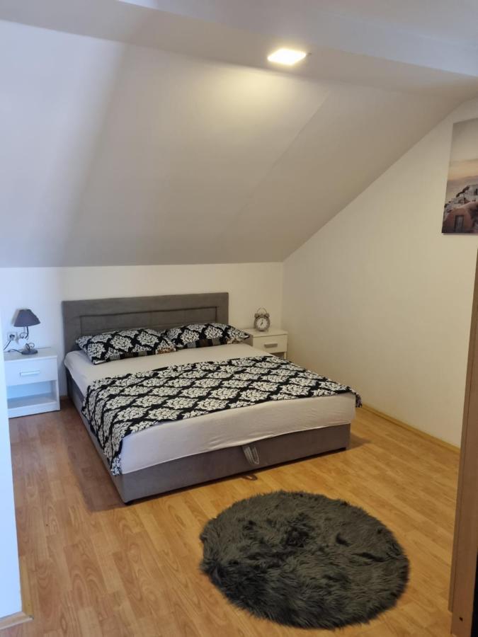 Apartmani Slavica Weißenburg Exterior foto